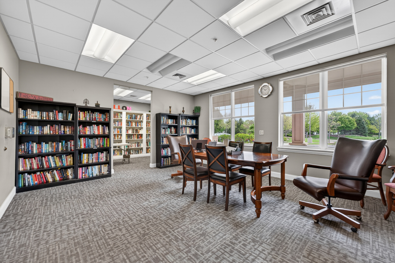 1021 Crestview Lane, Pingree Grove, IL 60140