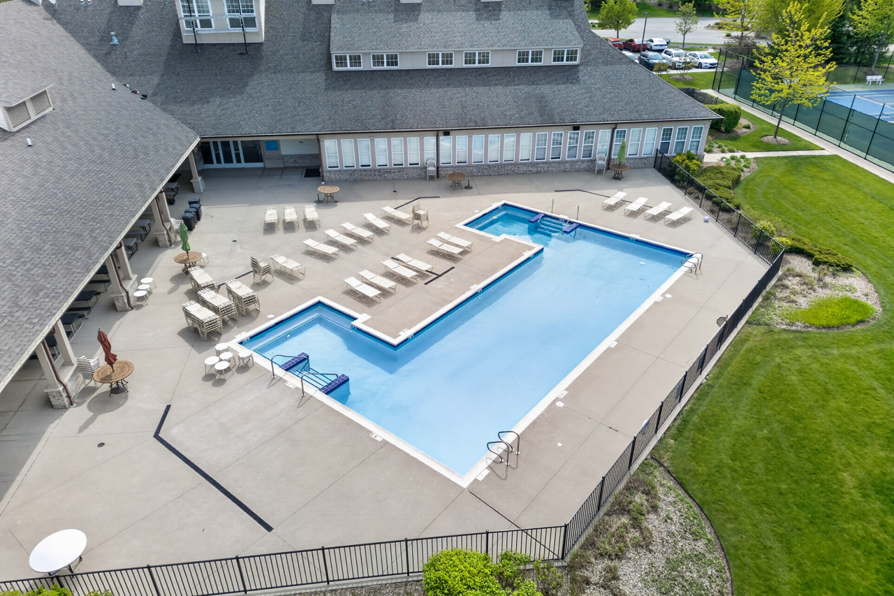 1021 Crestview Lane, Pingree Grove, IL 60140