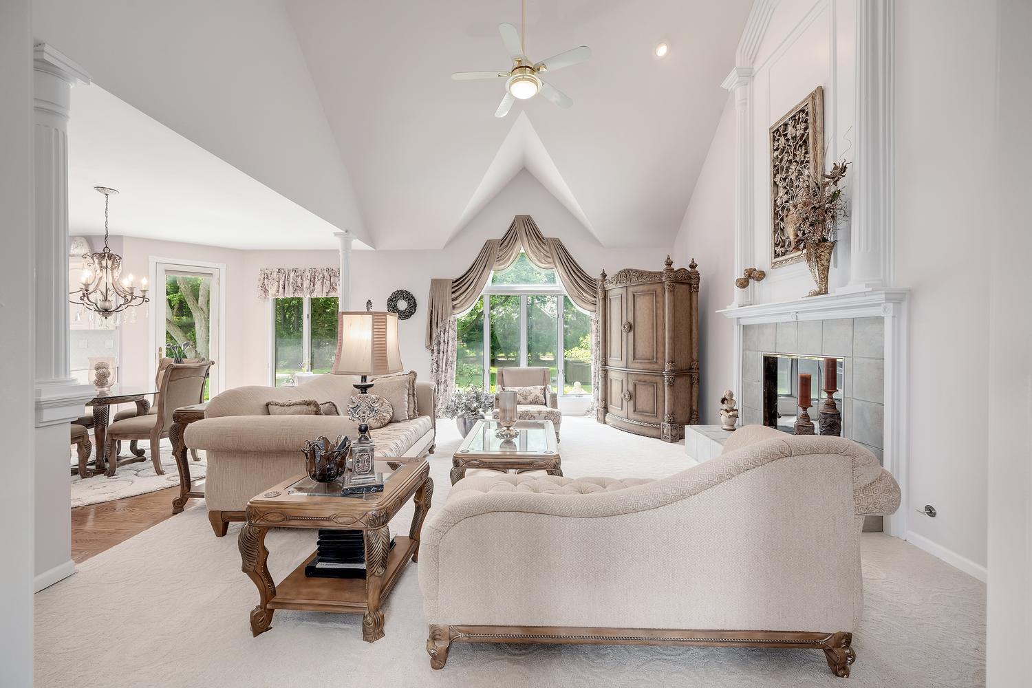 6714 Sweetbriar Lane, Darien, IL 60561