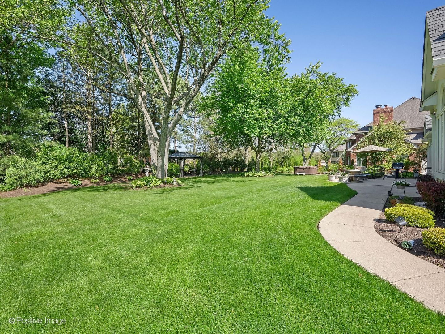 6714 Sweetbriar Lane, Darien, IL 60561