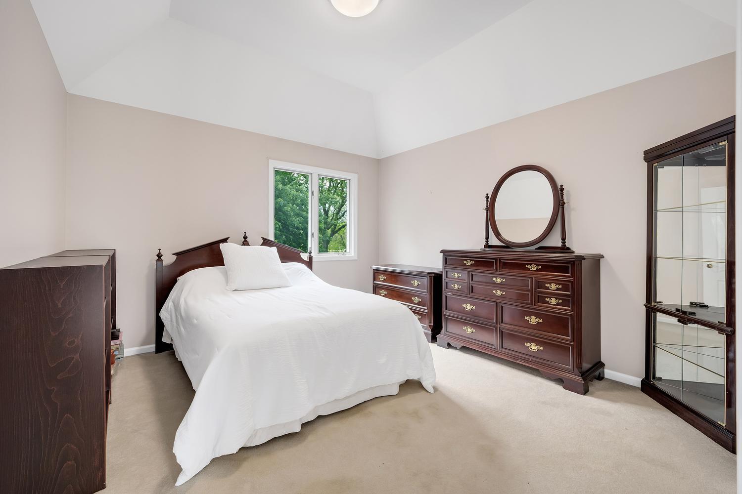 6714 Sweetbriar Lane, Darien, IL 60561