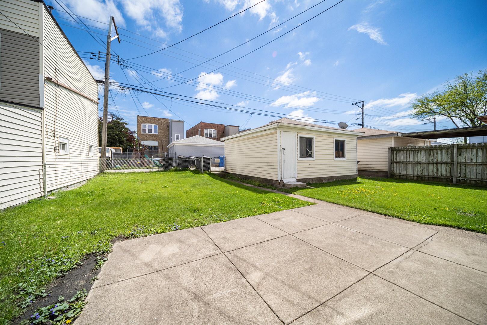 10441 S Avenue H Avenue, Chicago, IL 60617