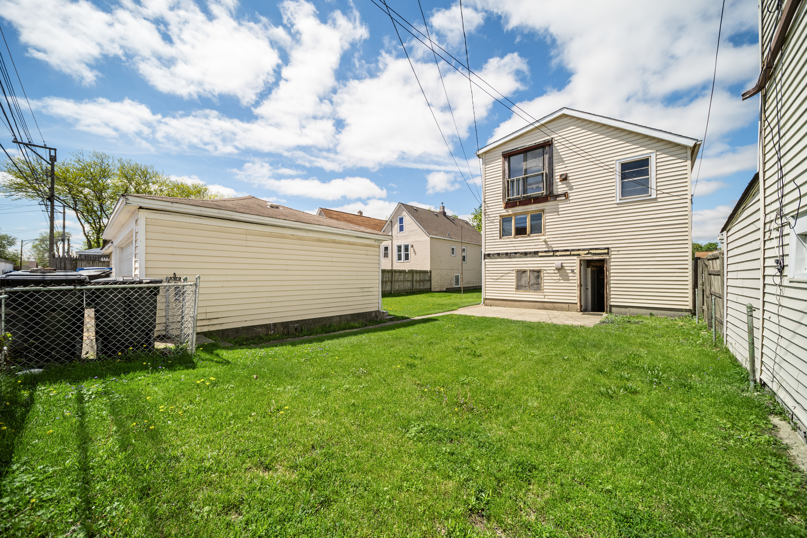 10441 S Avenue H Avenue, Chicago, IL 60617