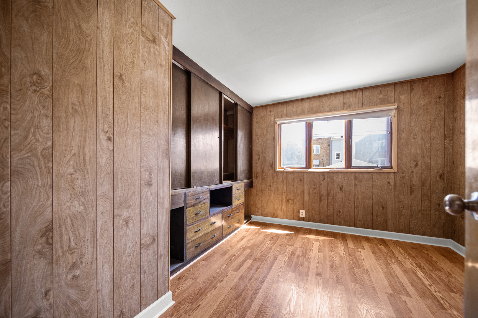 10441 S Avenue H Avenue, Chicago, IL 60617
