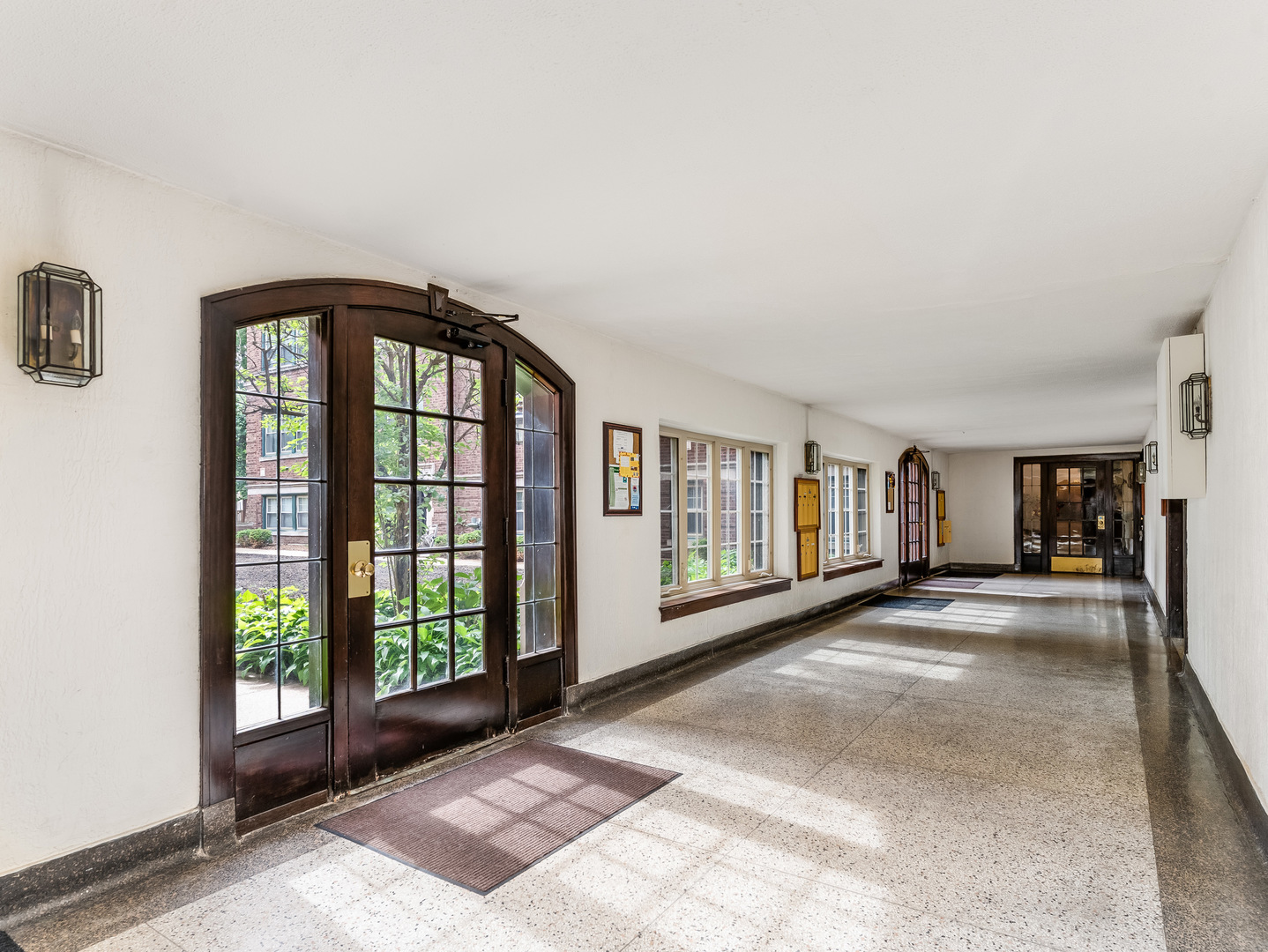 112 Lincoln Avenue #G, Riverside, IL 60546