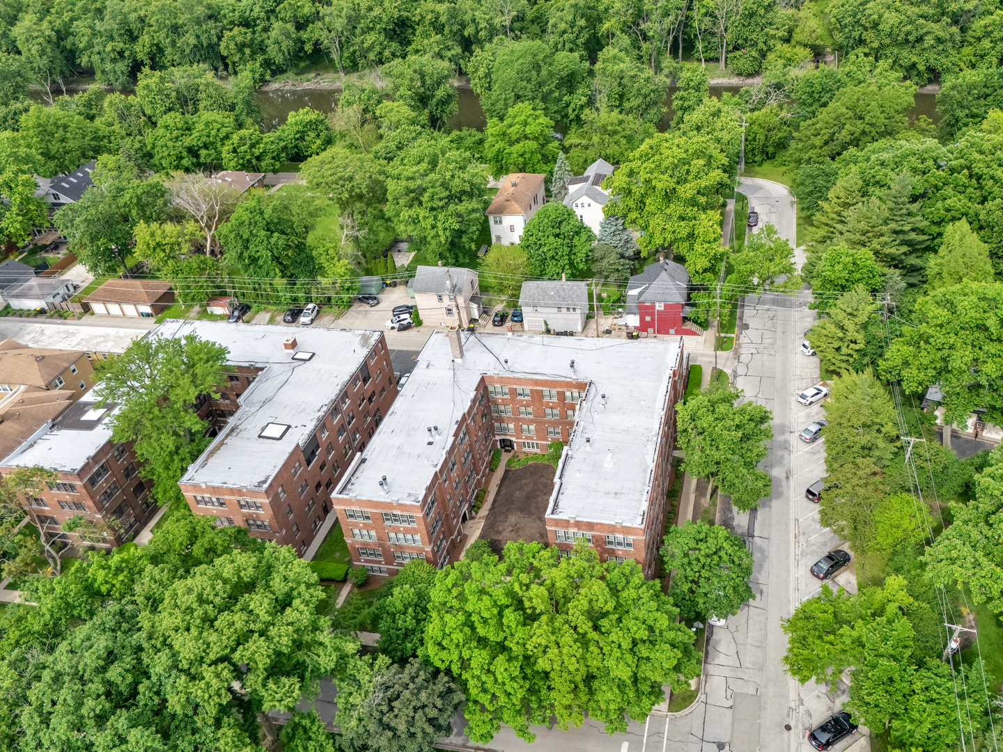 112 Lincoln Avenue #G, Riverside, IL 60546