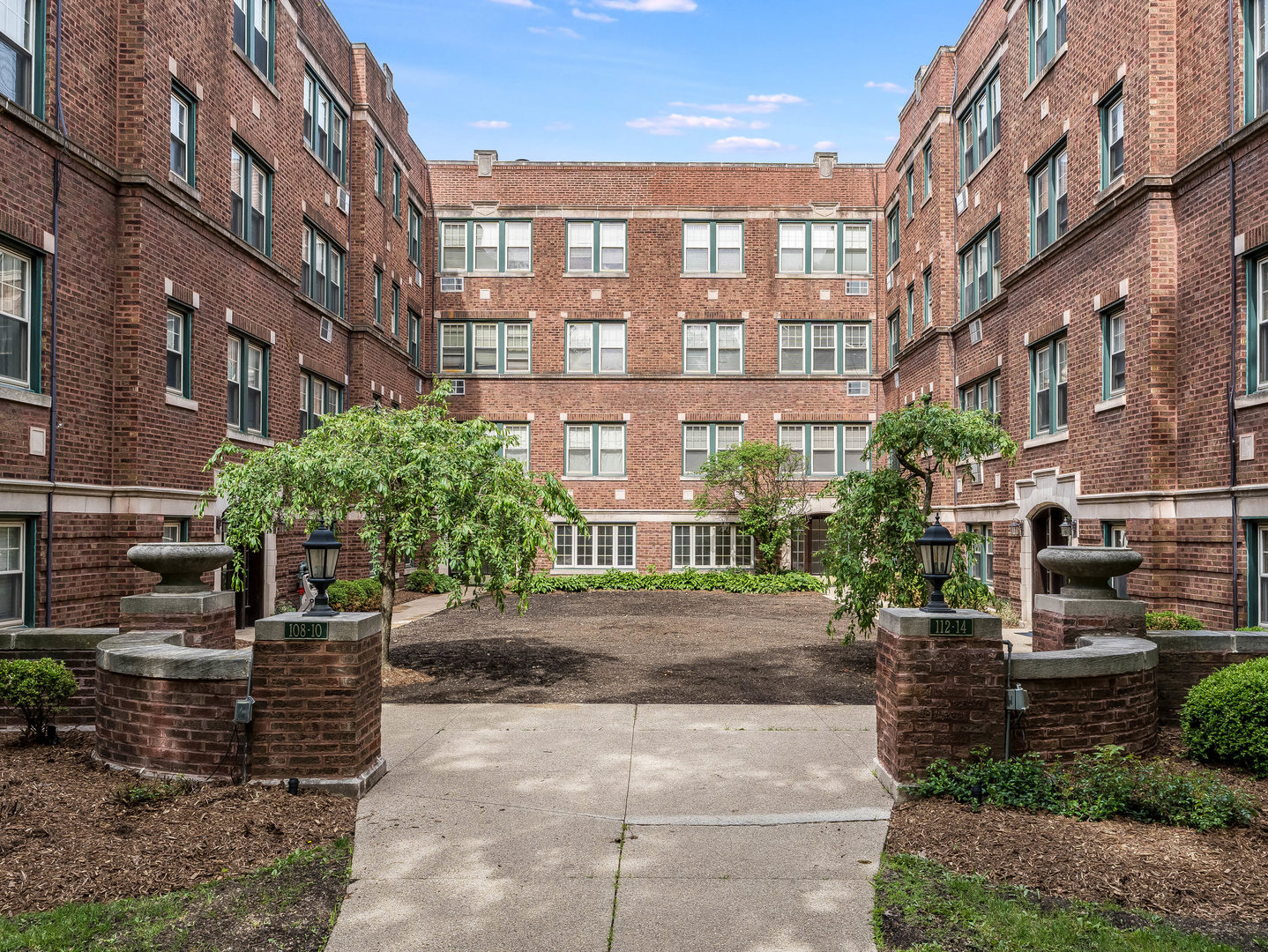 112 Lincoln Avenue #G, Riverside, IL 60546