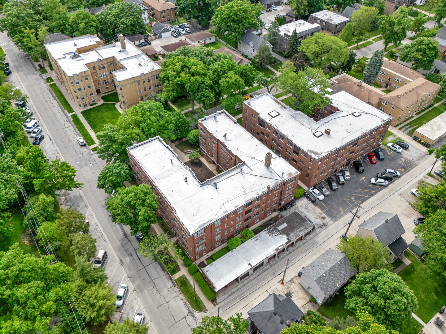 112 Lincoln Avenue #G, Riverside, IL 60546