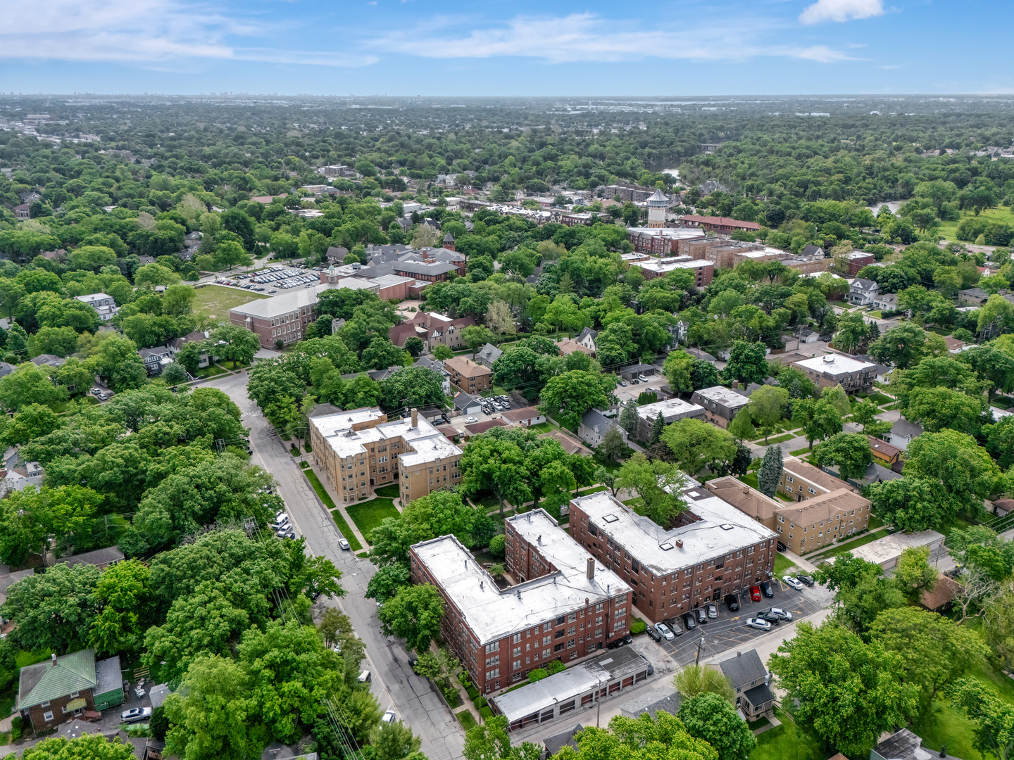 112 Lincoln Avenue #G, Riverside, IL 60546