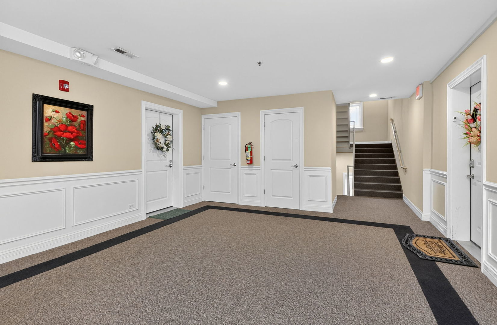 417 N Cass Avenue #3A, Westmont, IL 60559