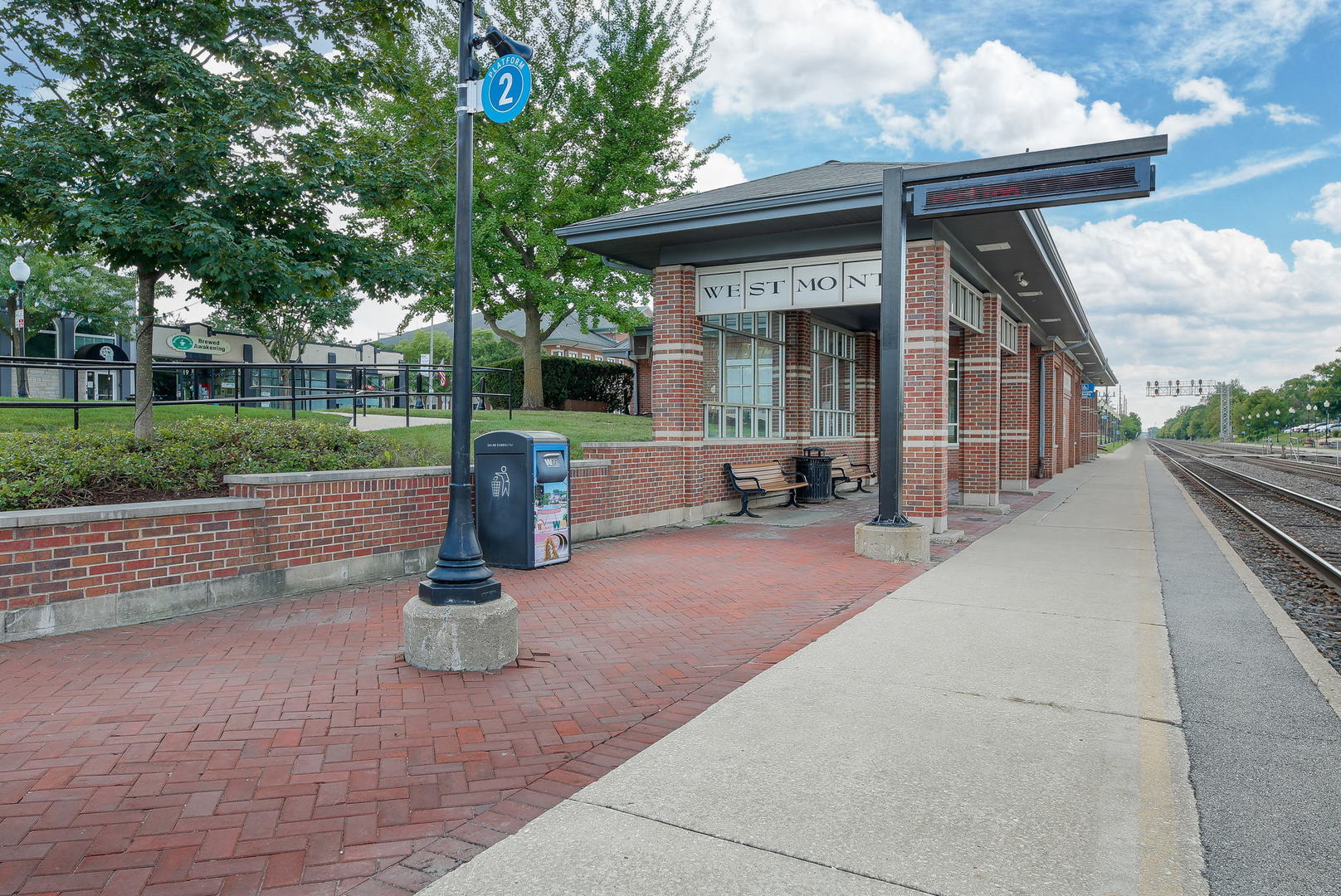 417 N Cass Avenue #3A, Westmont, IL 60559