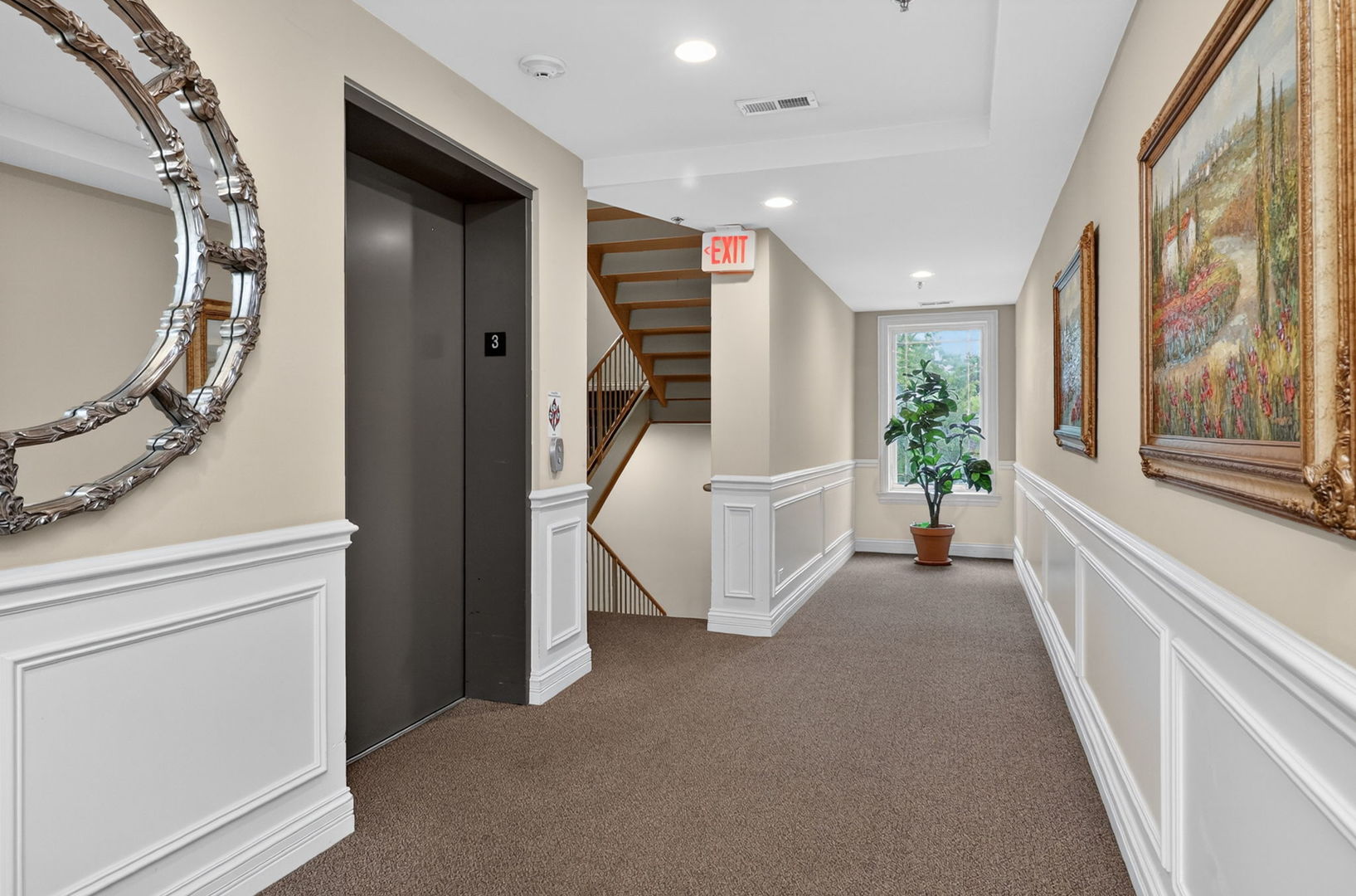 417 N Cass Avenue #3A, Westmont, IL 60559