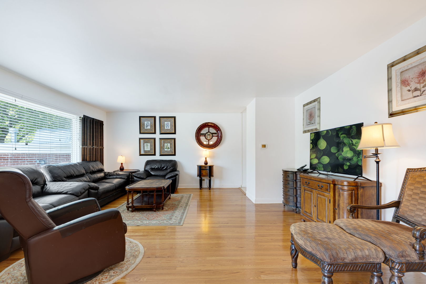 8901 Niles Center Road, Skokie, IL 60076