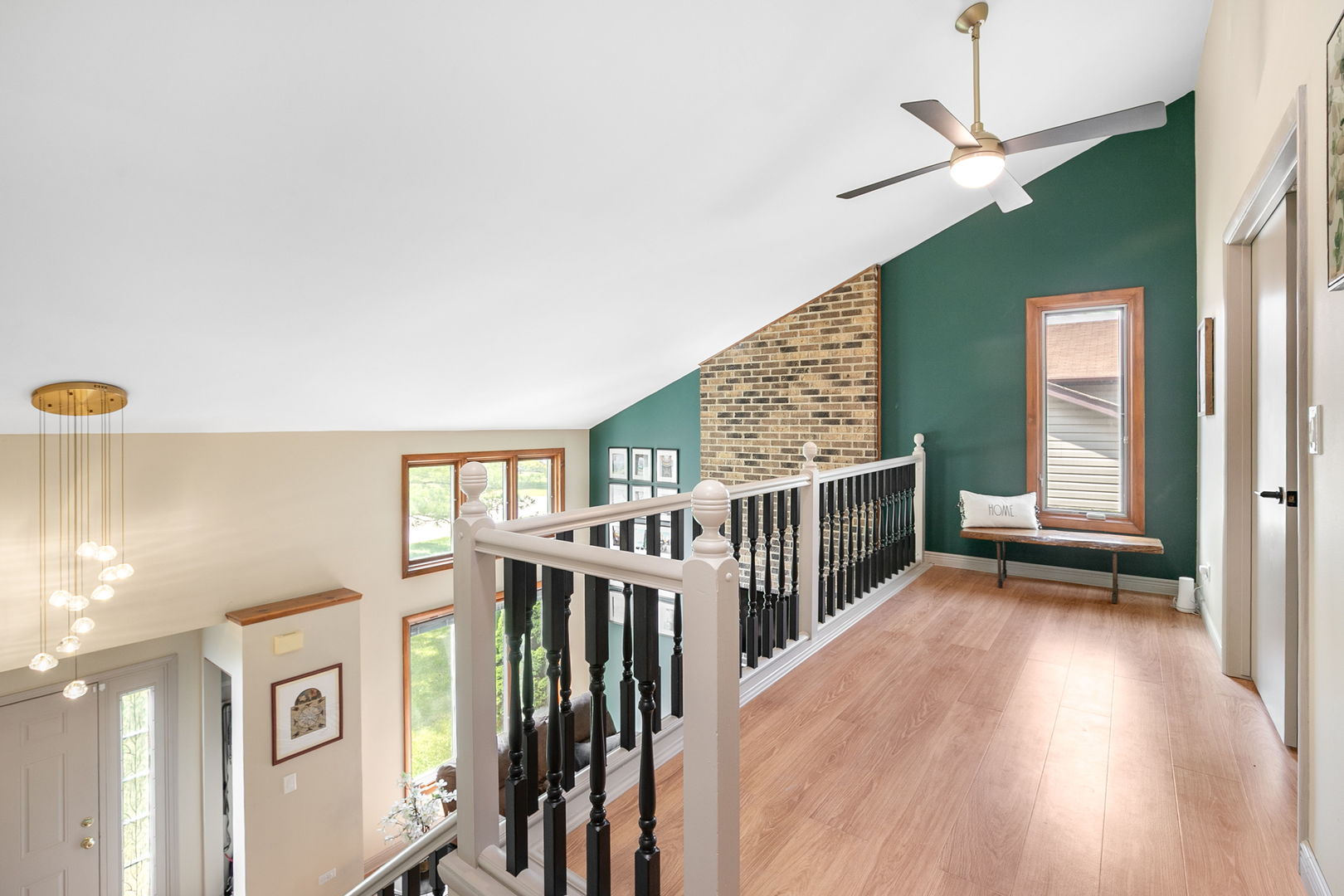 591 Roosevelt Court, Grayslake, IL 60030