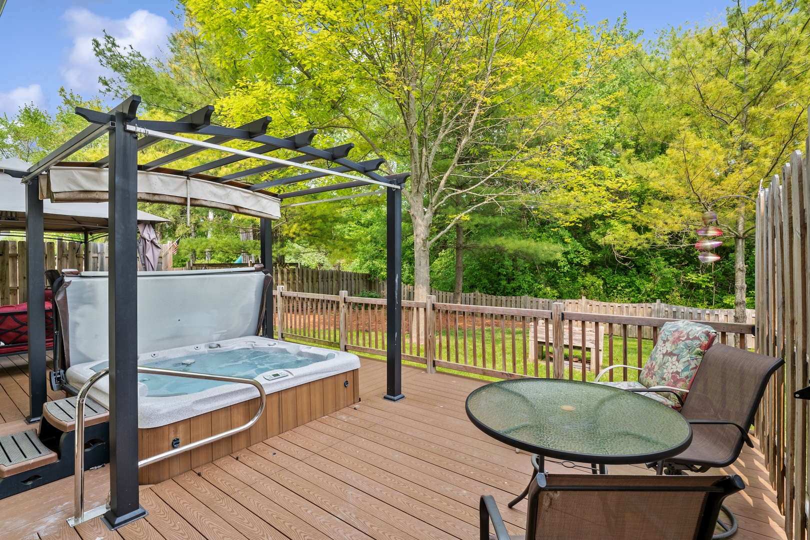 591 Roosevelt Court, Grayslake, IL 60030