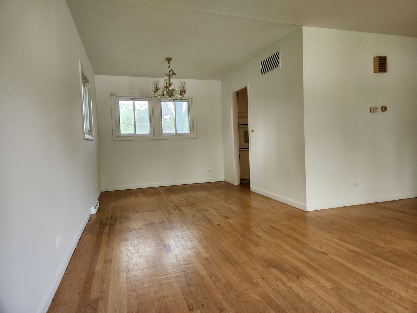 629 Jonquil Avenue, Lisle, IL 60532