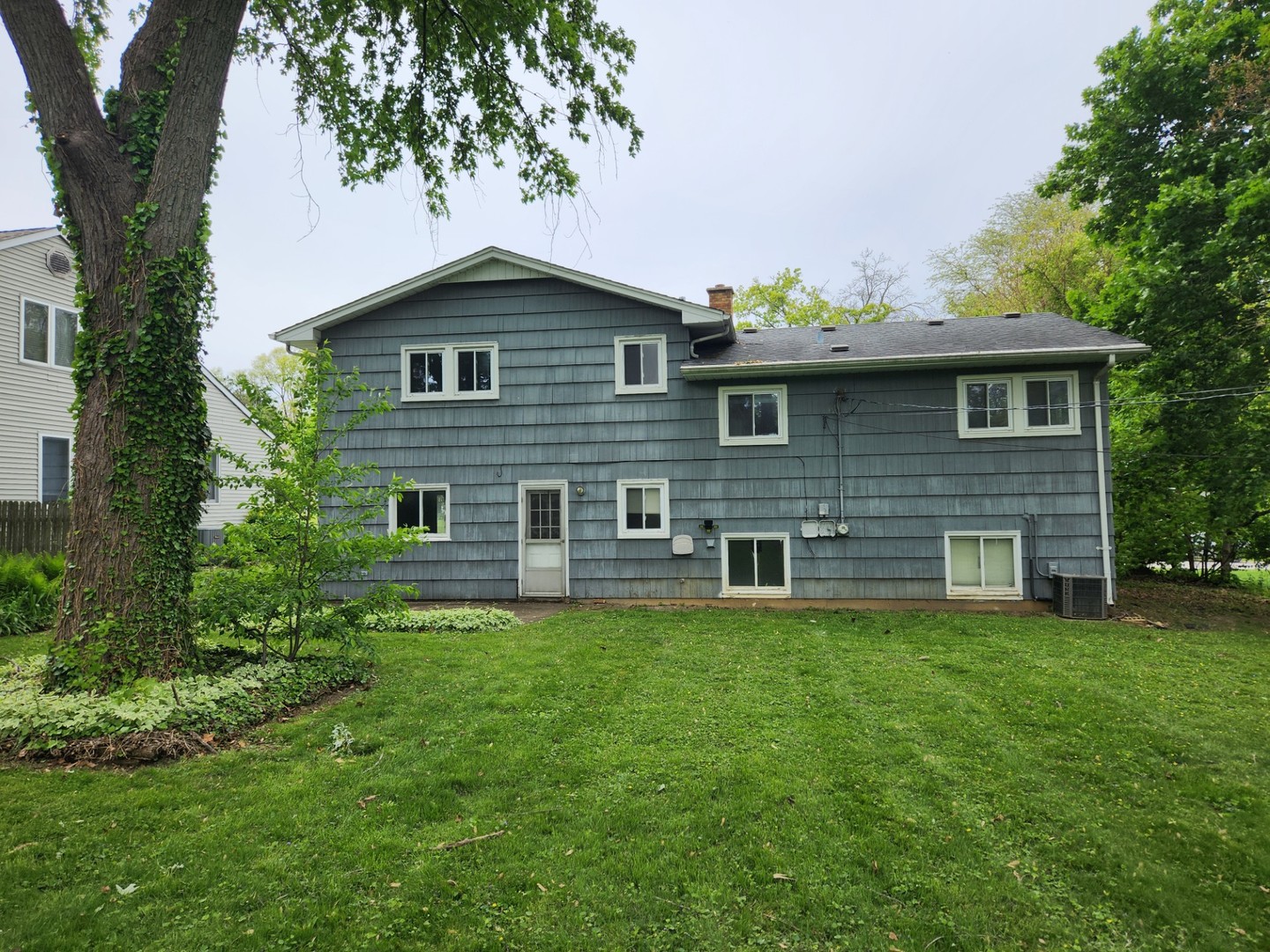629 Jonquil Avenue, Lisle, IL 60532