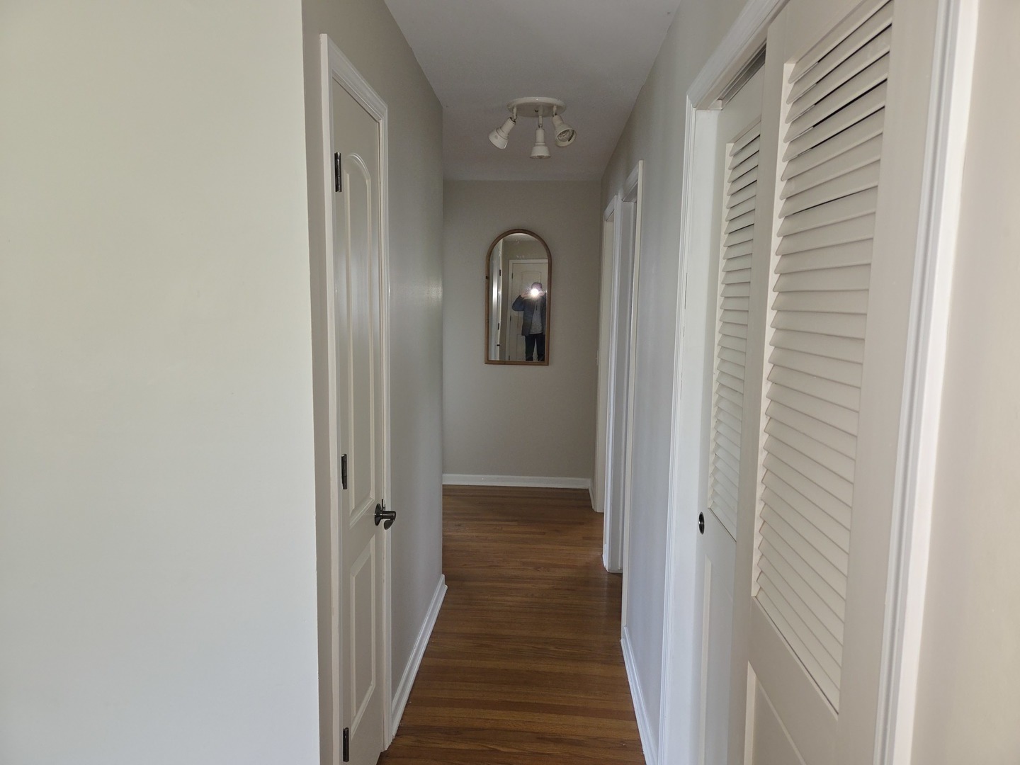 651 W Wrightwood Avenue, Addison, IL 60101