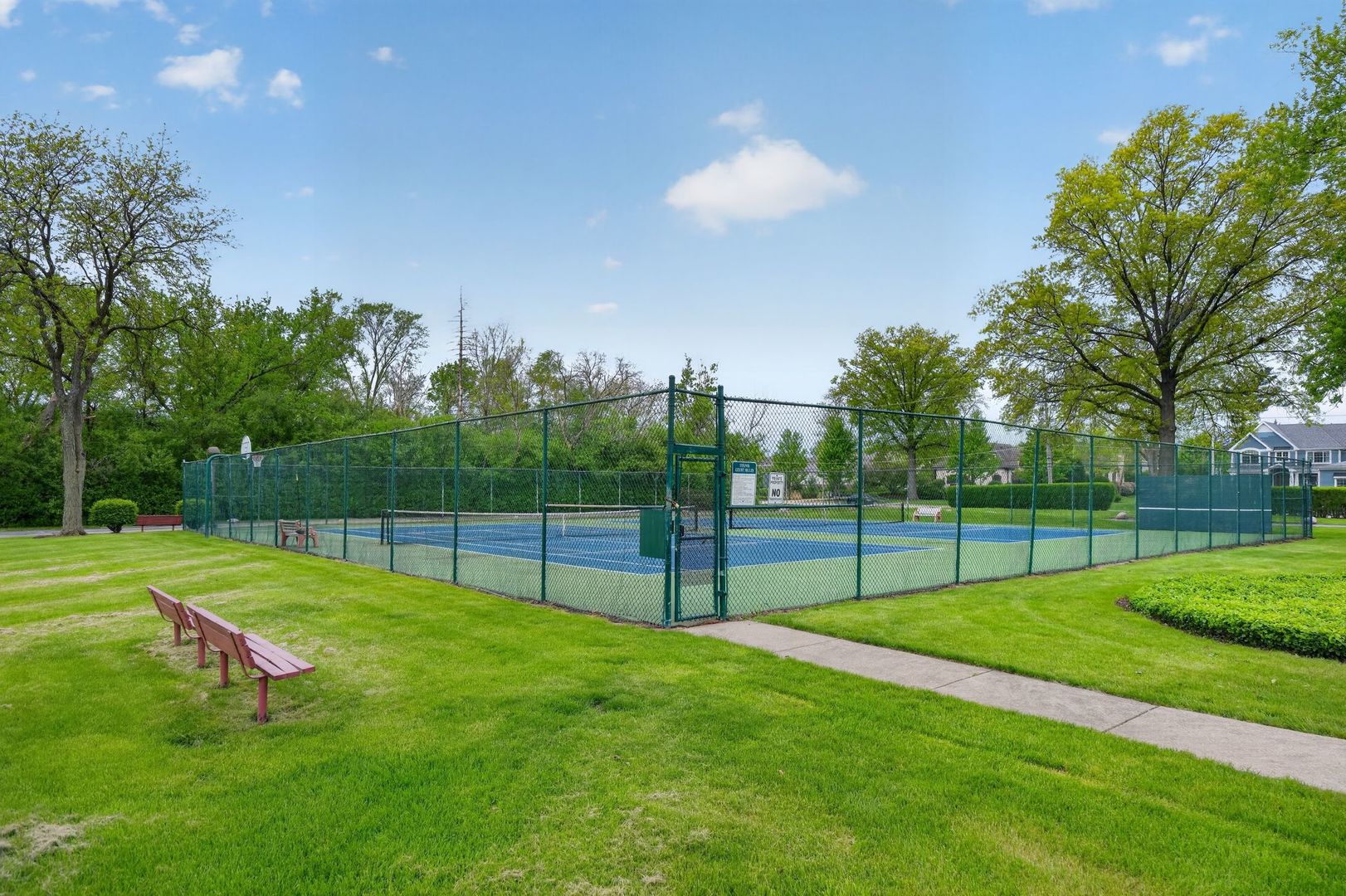 6443 Clarendon Hills Road #305A, Willowbrook, IL 60527