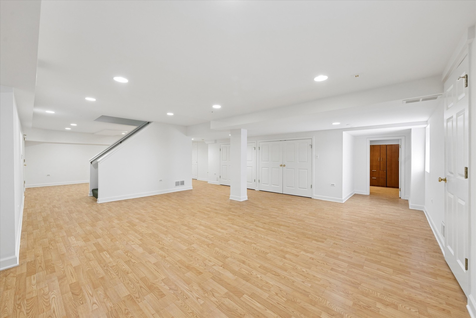 450 Stagecoach Run, Glen Ellyn, IL 60137