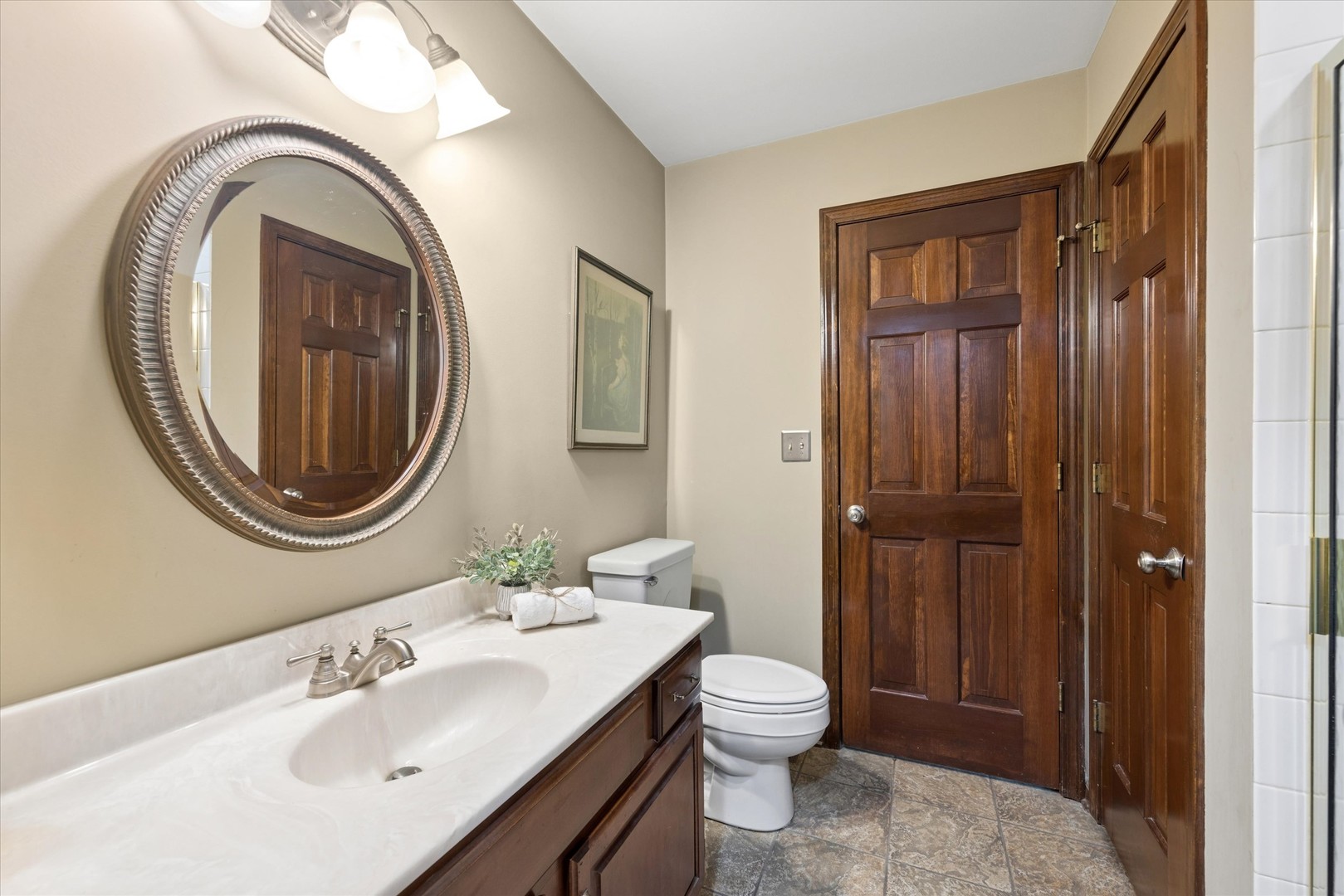 450 Stagecoach Run, Glen Ellyn, IL 60137