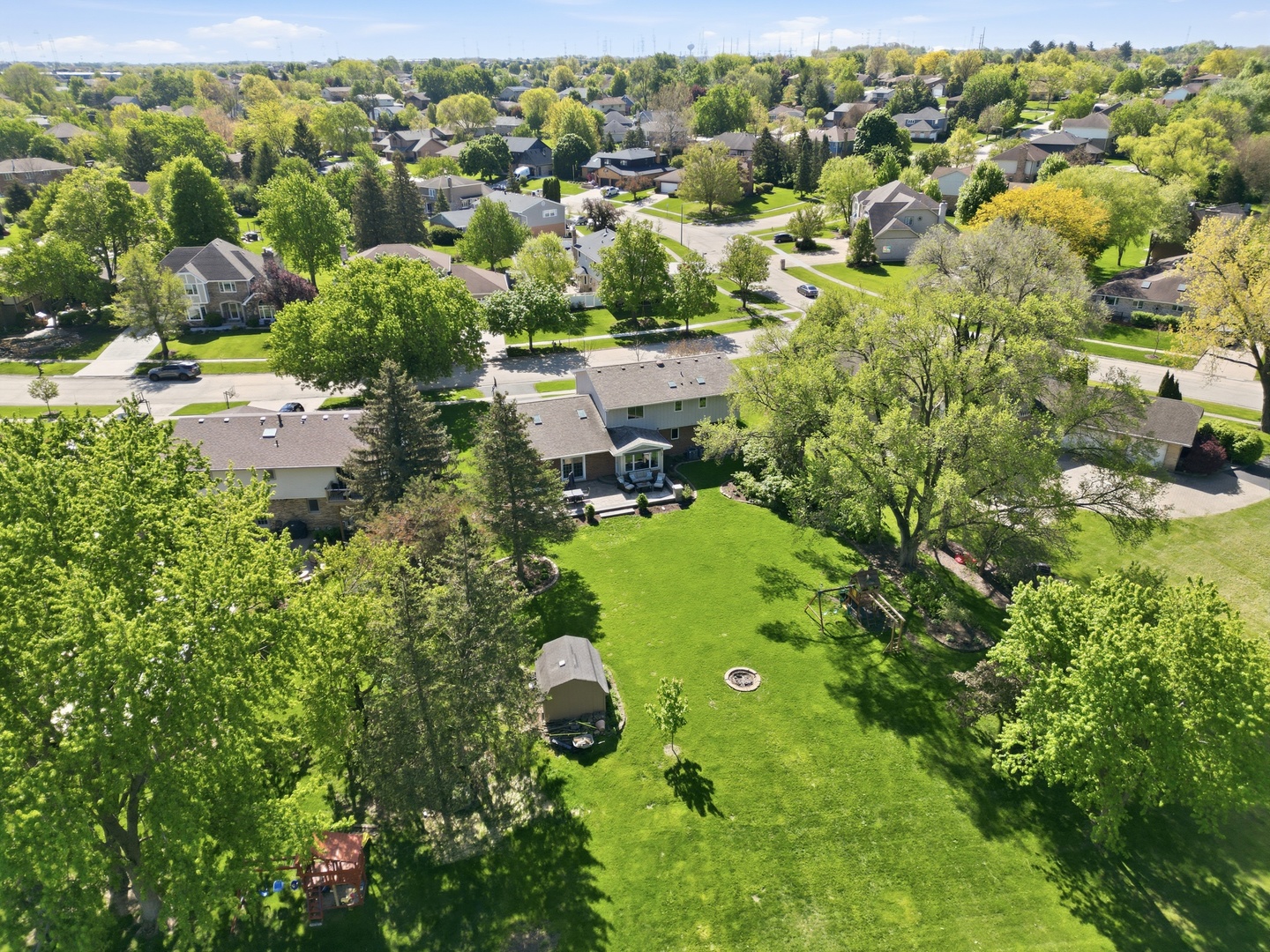13326 W Creekside Drive, Homer Glen, IL 60491