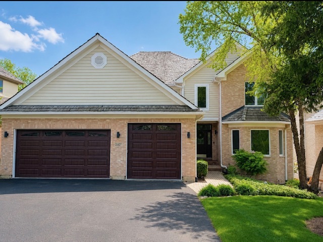21827 W RIVIERA Court, Mundelein, IL 60060