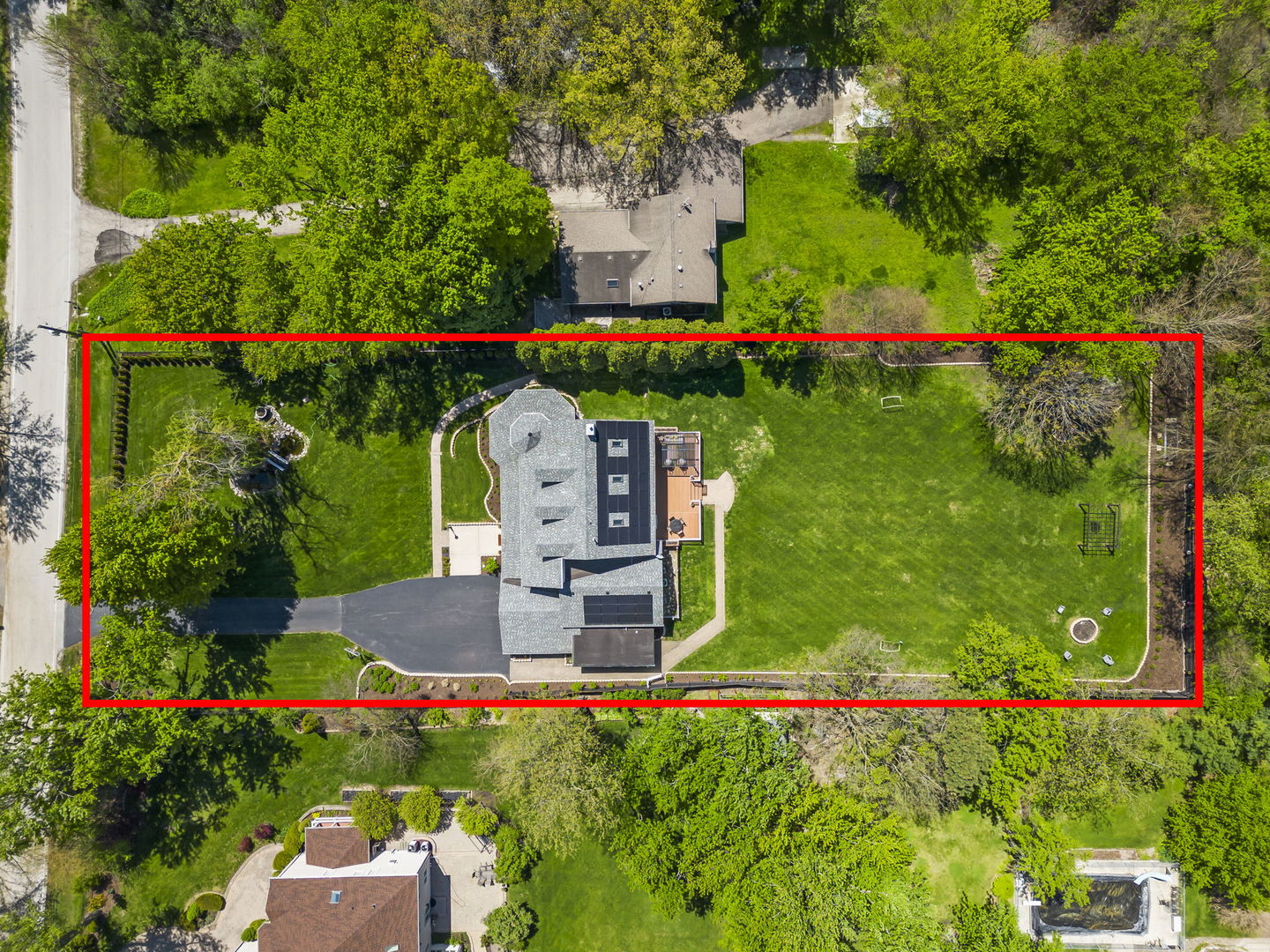 8S452 Bell Drive, Naperville, IL 60565