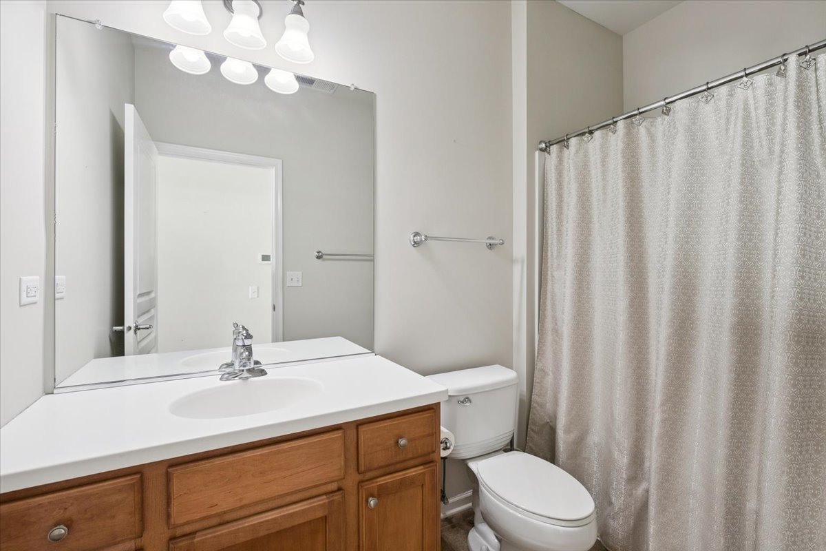 3371 Bagatelle Lane, Mundelein, IL 60060