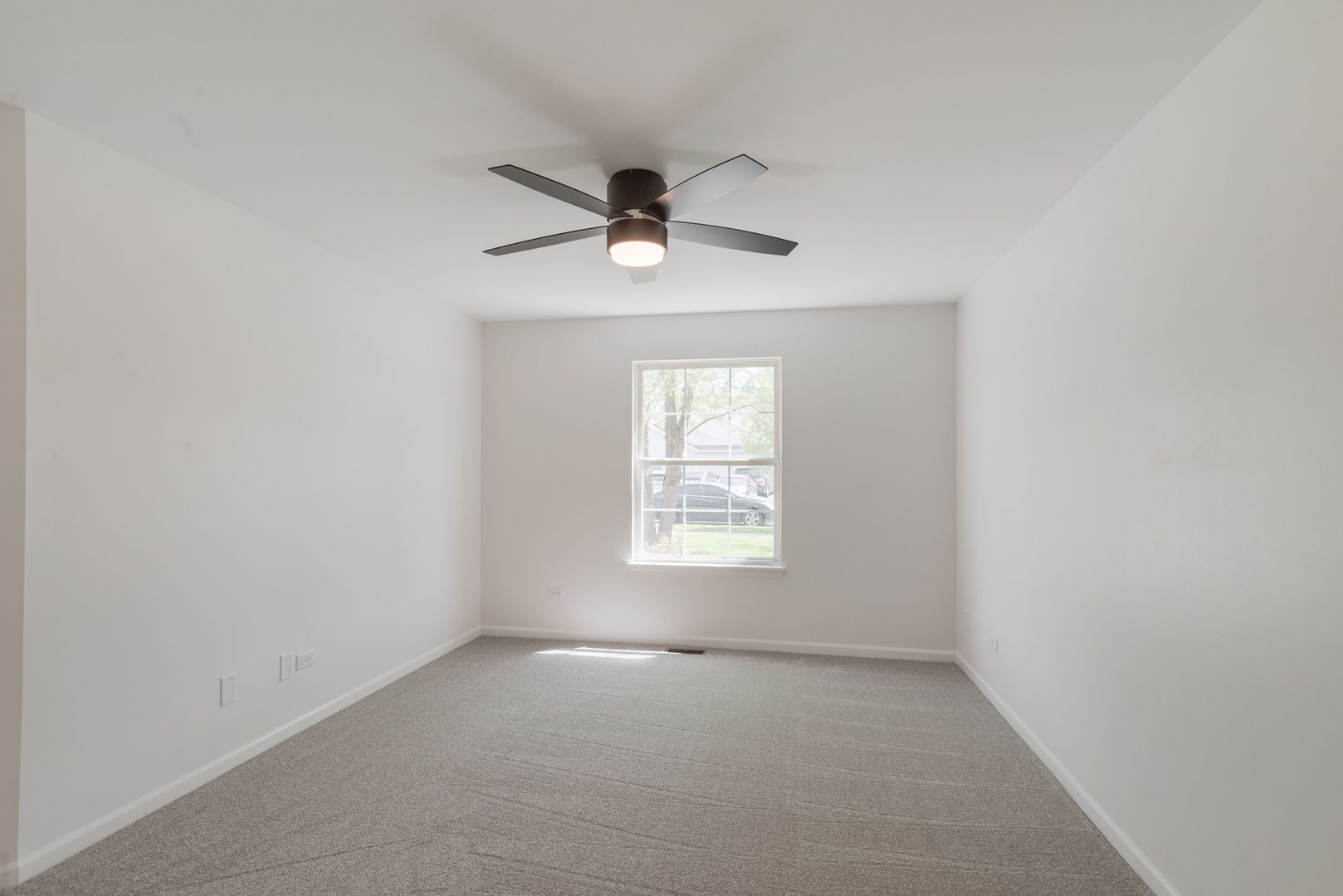 1129 N Red Oak Circle #2, Round Lake Beach, IL 60073
