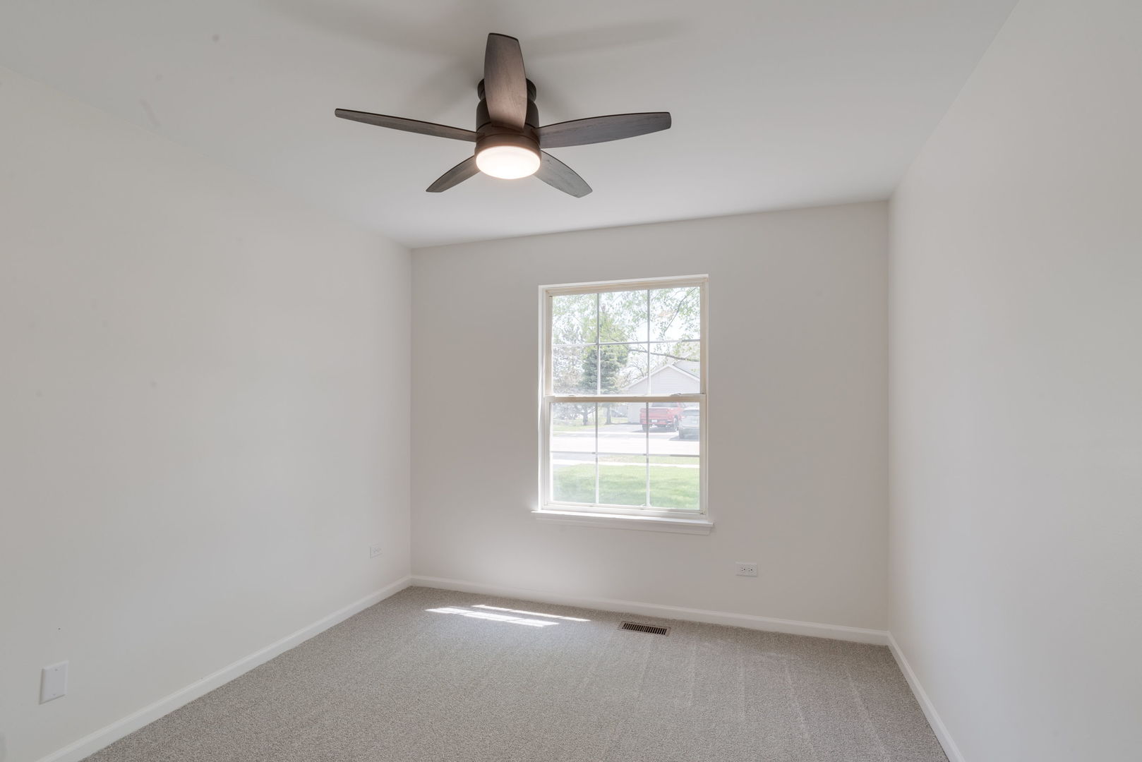 1129 N Red Oak Circle #2, Round Lake Beach, IL 60073