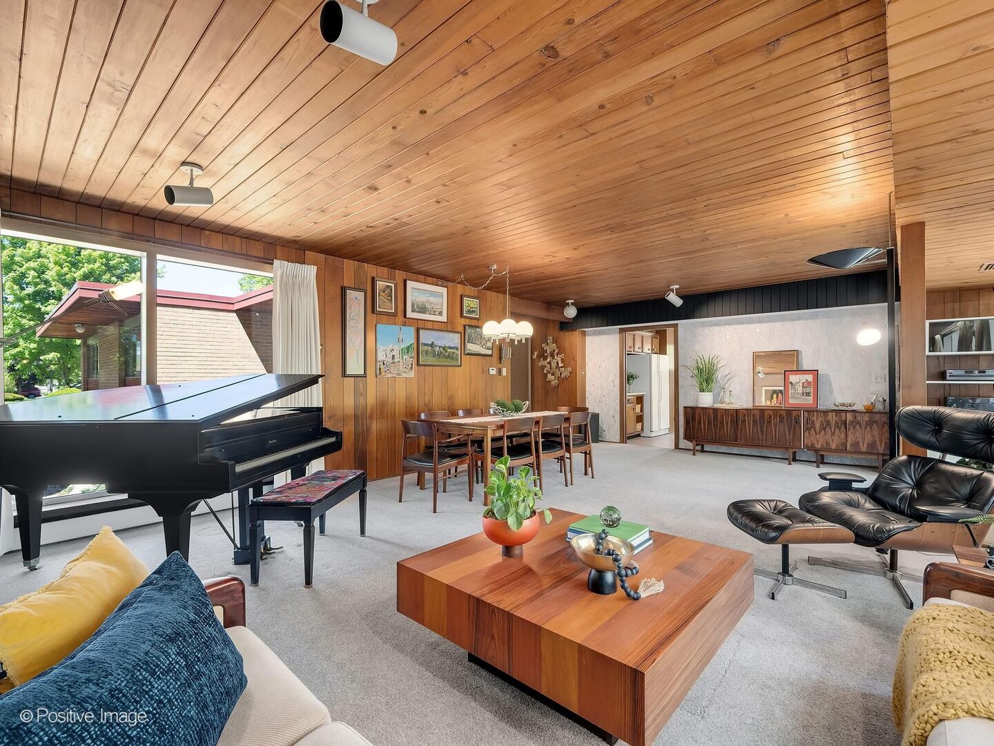 24 E Harding Avenue, La Grange Park, IL 60526