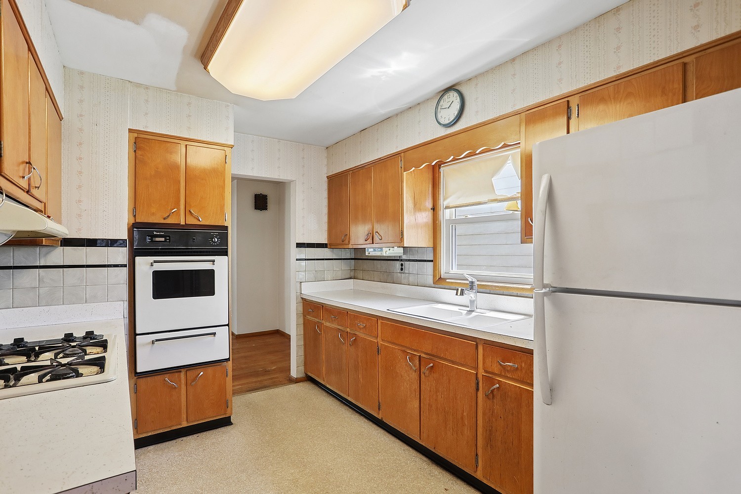 3106 Fairview Avenue, South Chicago Heights, IL 60411