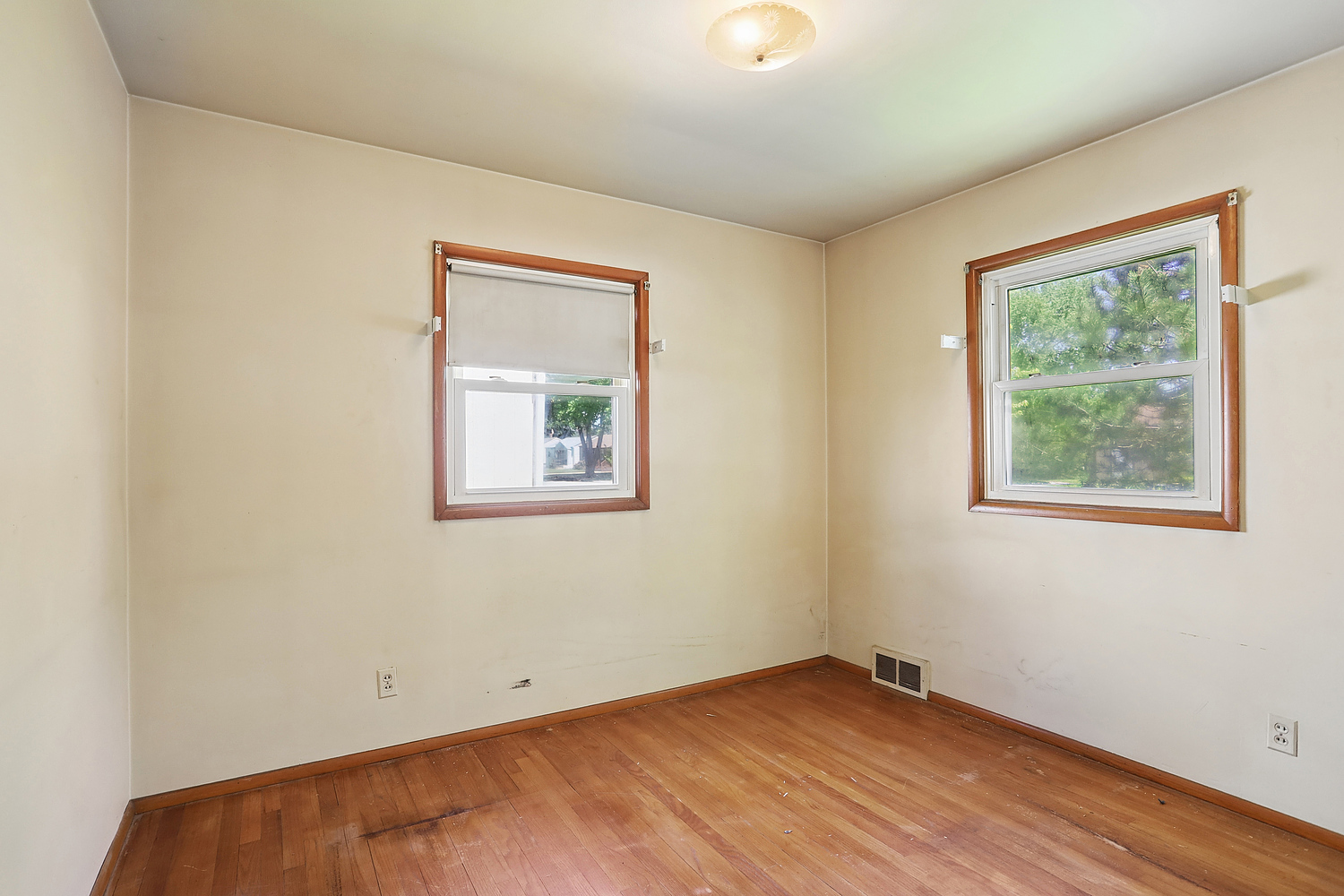 3106 Fairview Avenue, South Chicago Heights, IL 60411