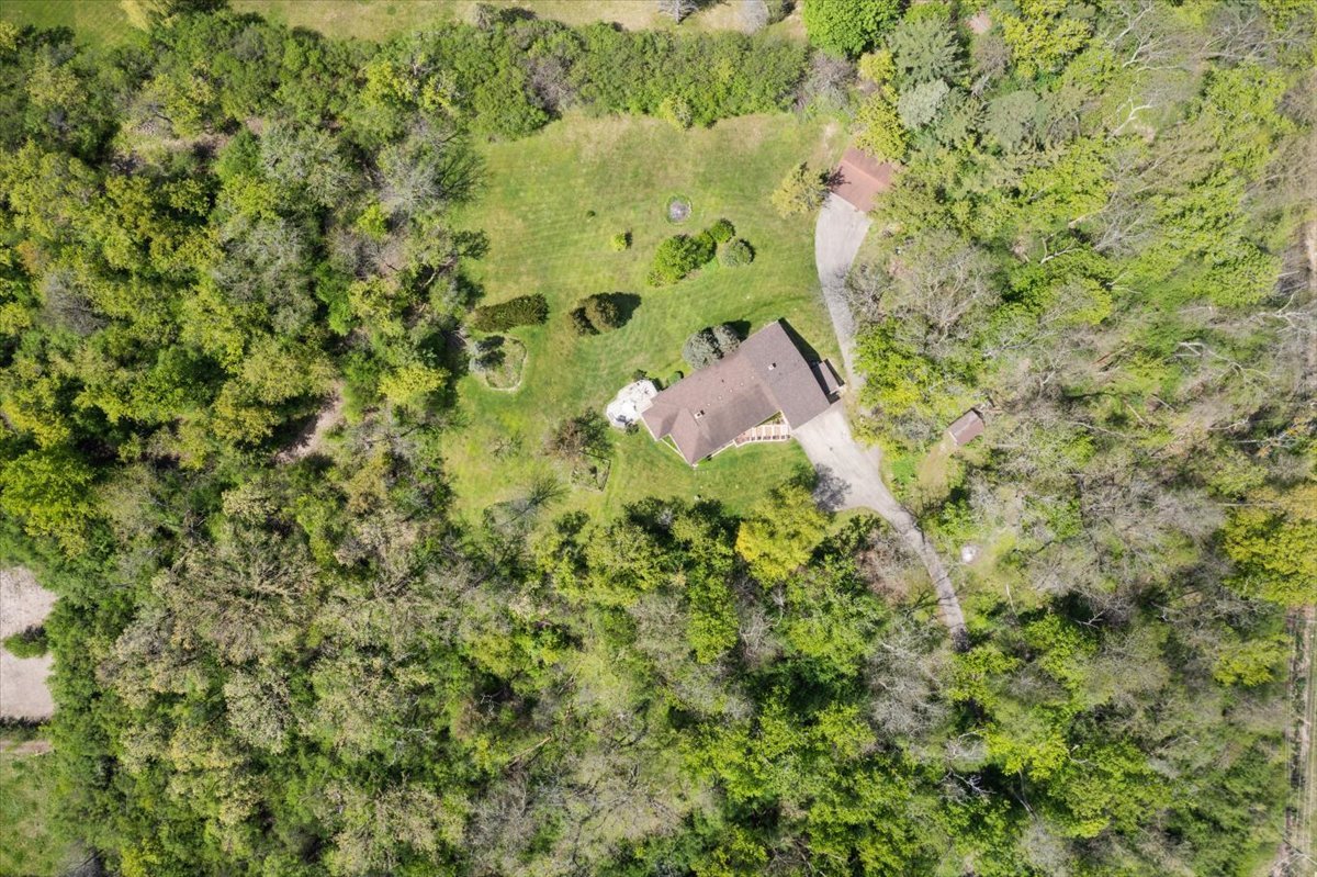 22446 N OLD BARRINGTON Road, North Barrington, IL 60010