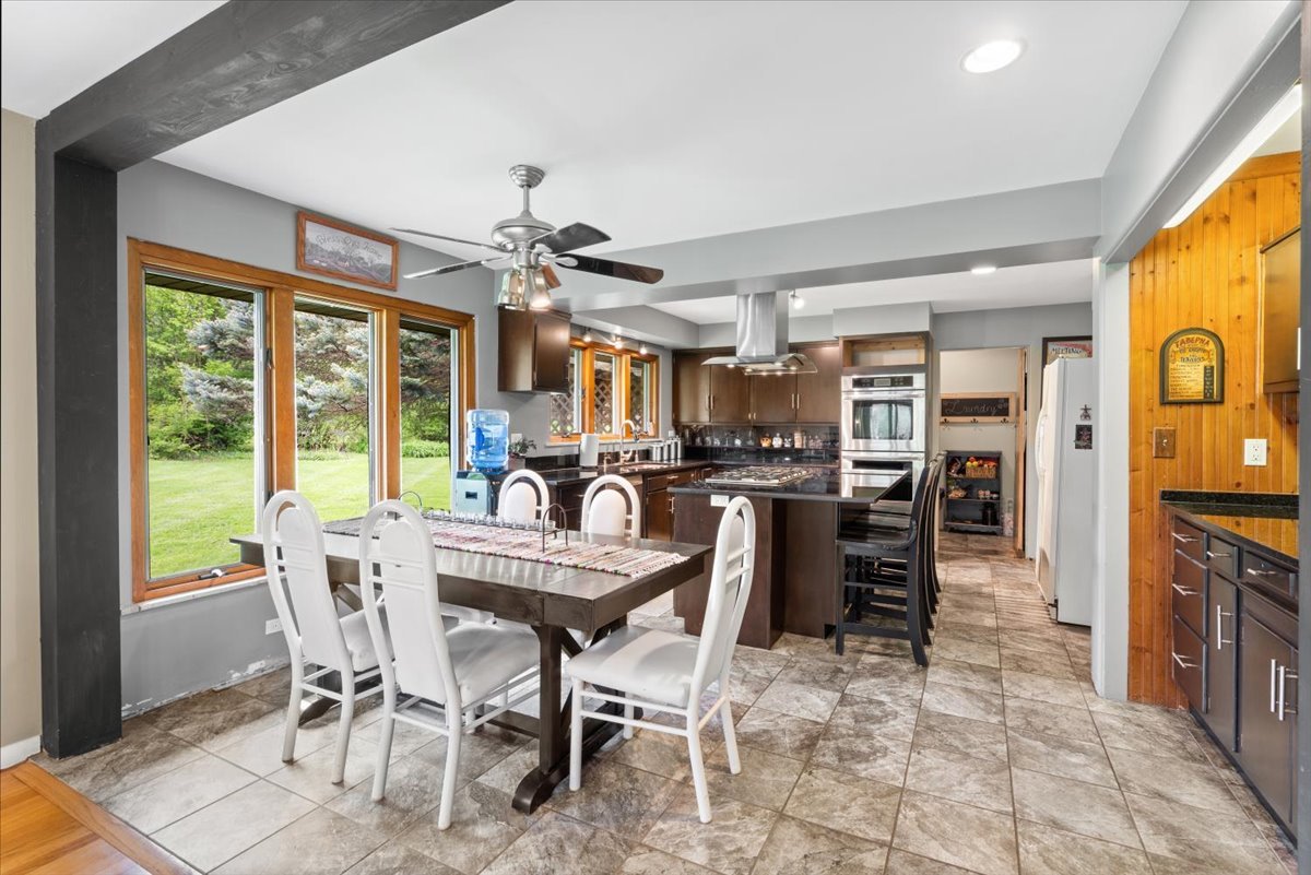 22446 N OLD BARRINGTON Road, North Barrington, IL 60010