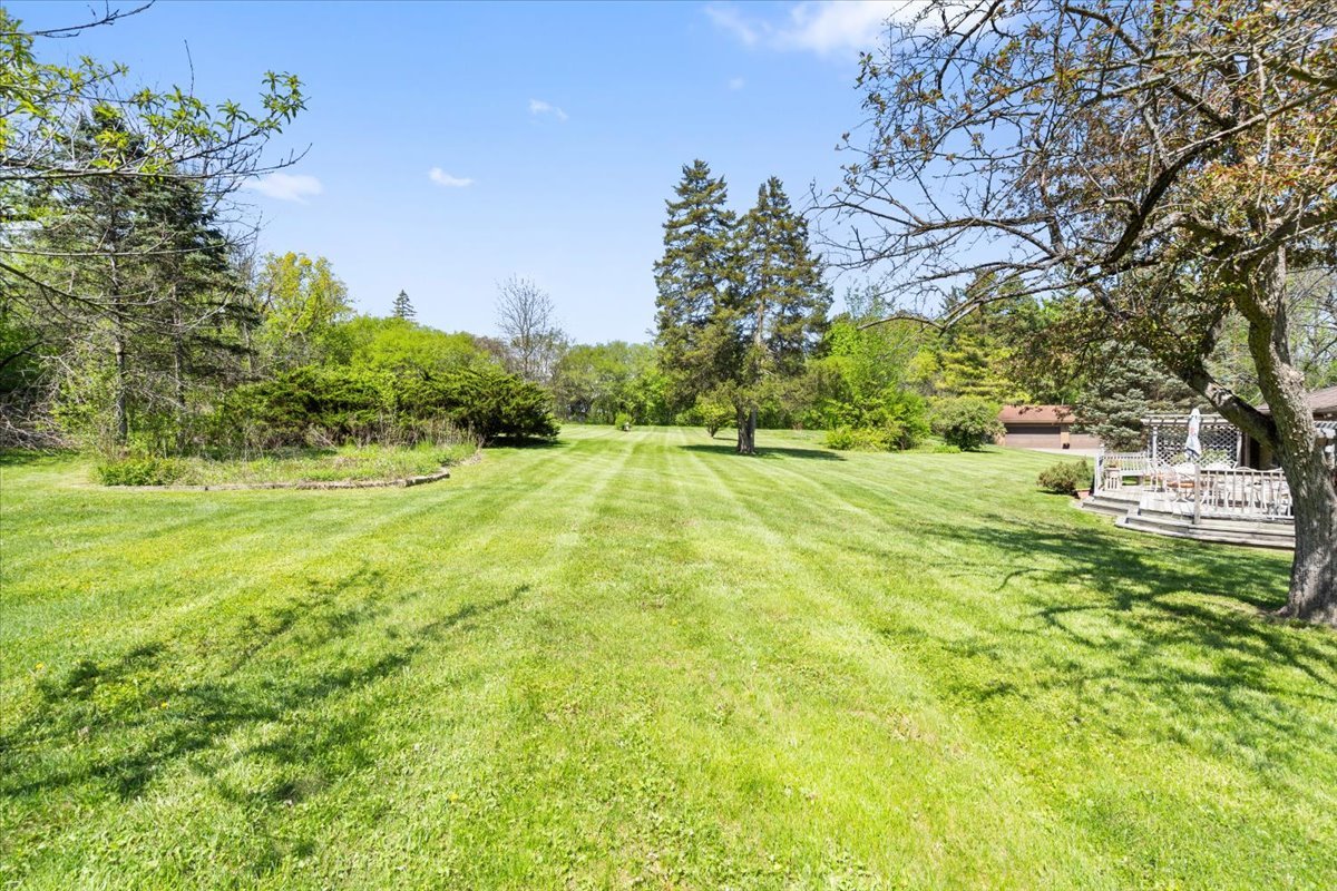 22446 N OLD BARRINGTON Road, North Barrington, IL 60010
