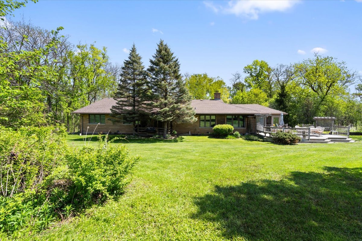 22446 N OLD BARRINGTON Road, North Barrington, IL 60010