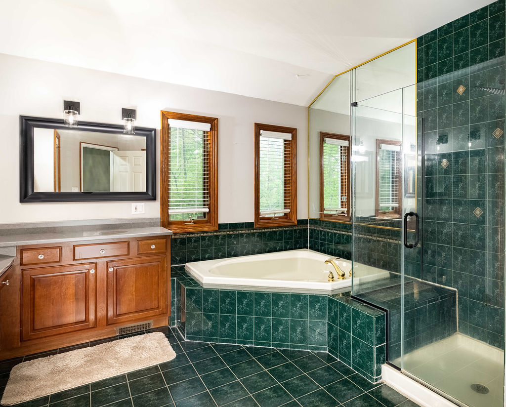 3208 E Buried Oak Drive, Crete, IL 60417