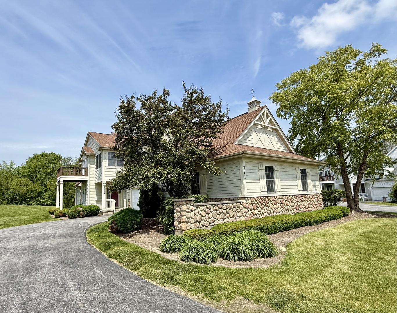 8674 Saddlebred Court, Frankfort, IL 60423