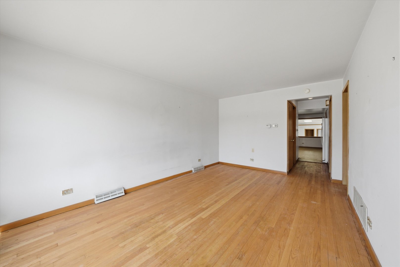 6500 W 64th Street, Chicago, IL 60638