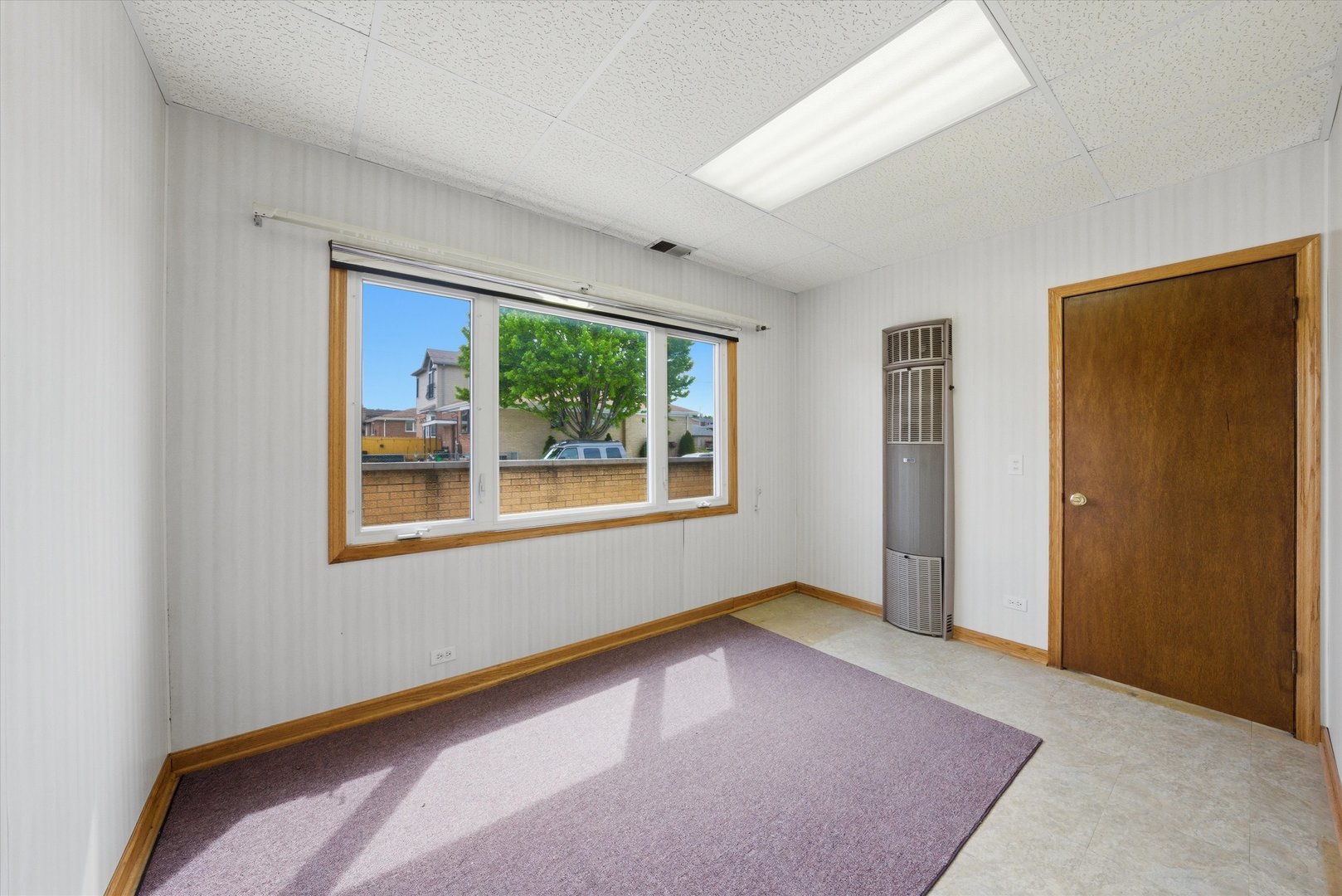 6500 W 64th Street, Chicago, IL 60638