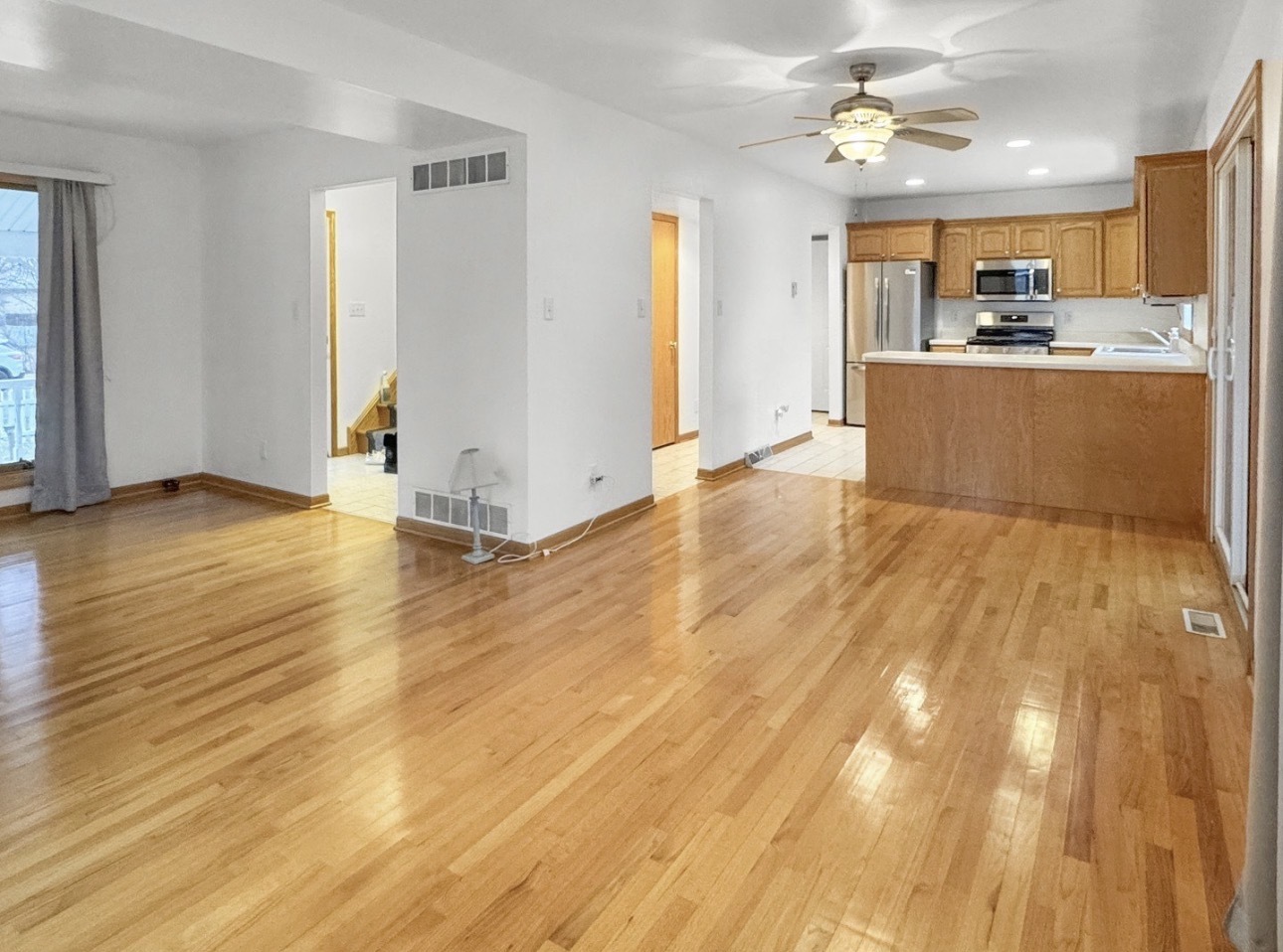 1105 Summit Drive, Lockport, IL 60441