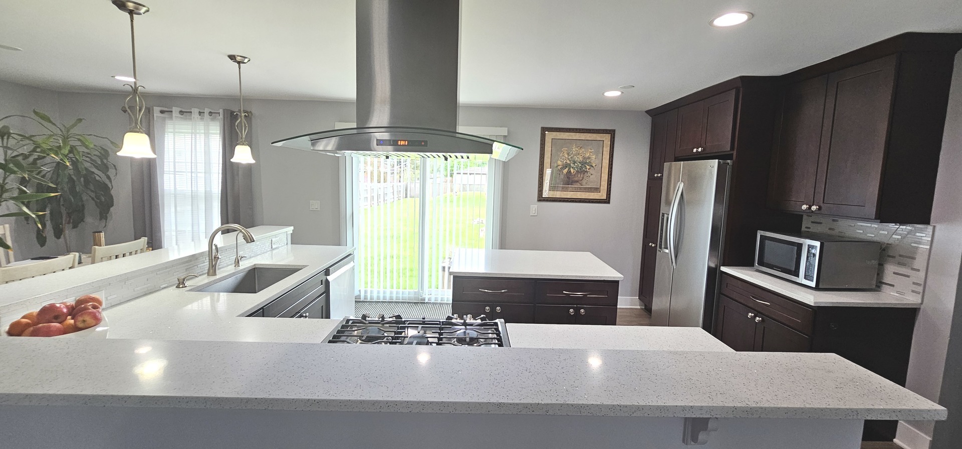 17W335 Forestview Drive, Bensenville, IL 60106