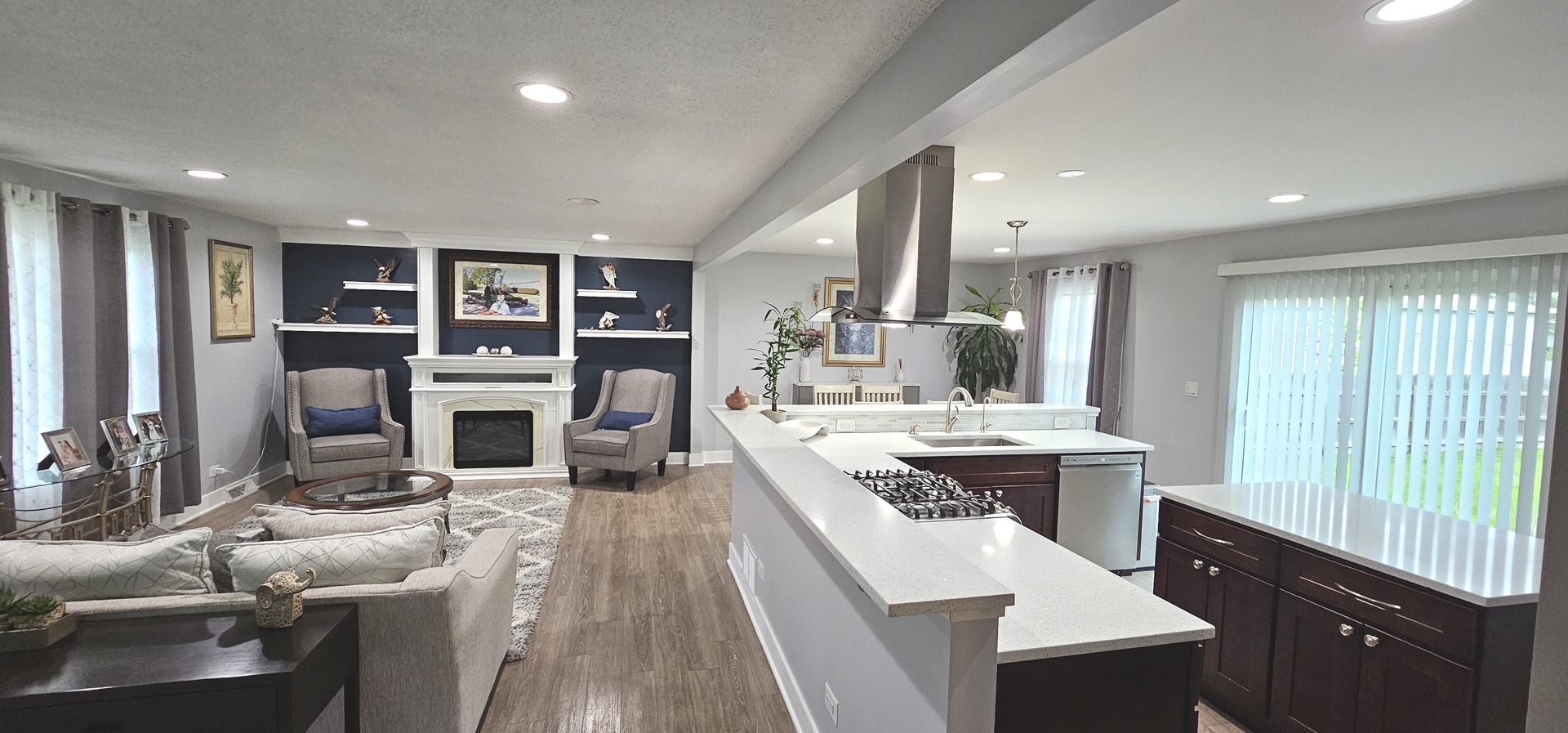 17W335 Forestview Drive, Bensenville, IL 60106