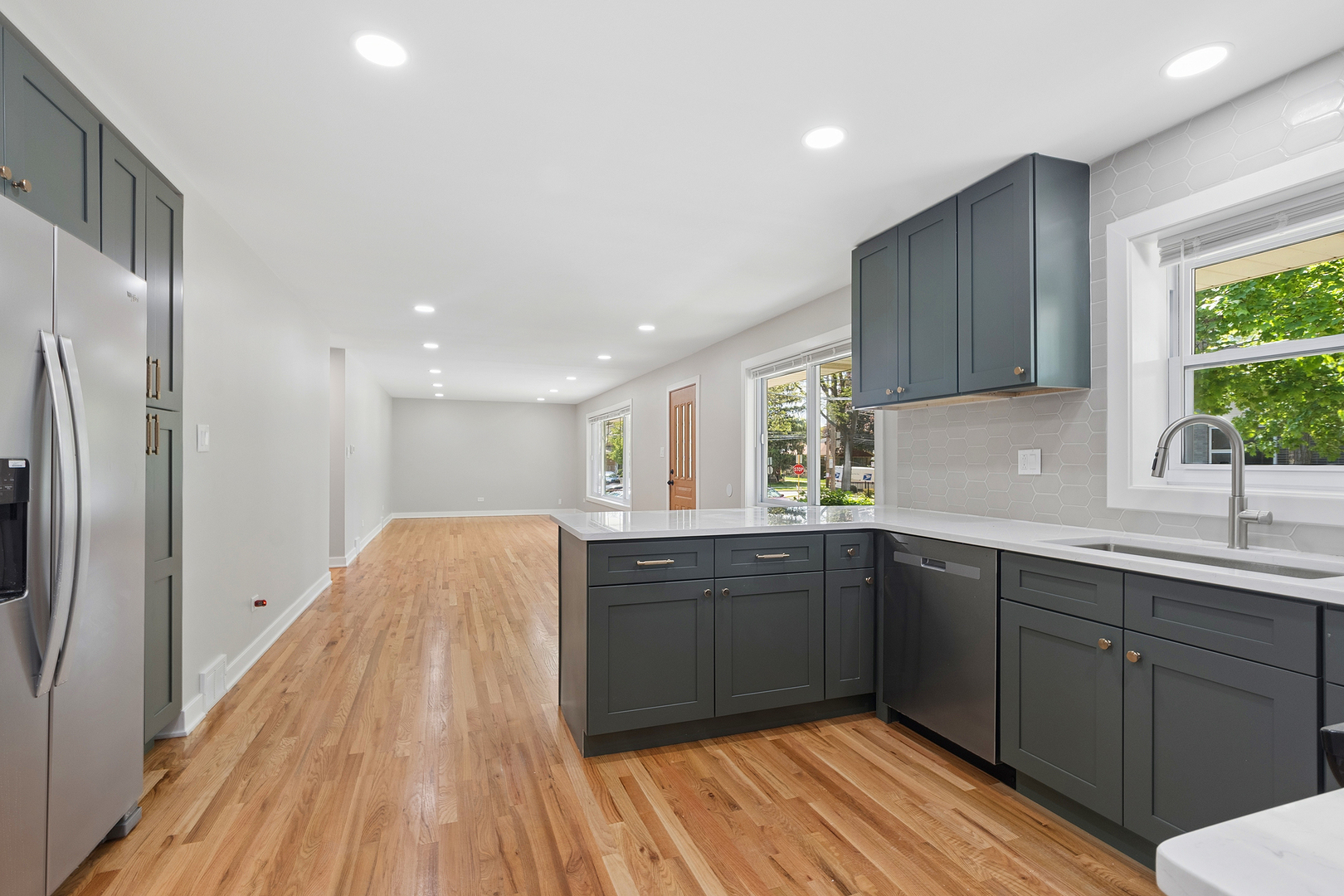 10849 S Christiana Avenue, Chicago, IL 60655