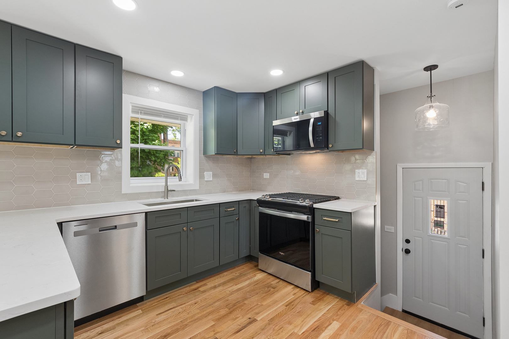 10849 S Christiana Avenue, Chicago, IL 60655