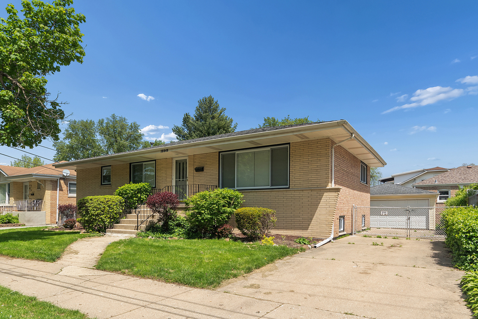 10849 S Christiana Avenue, Chicago, IL 60655