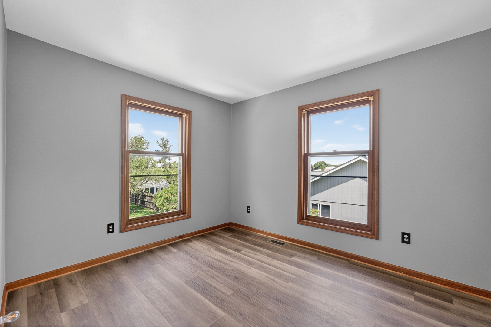 DeKalb, IL 60115