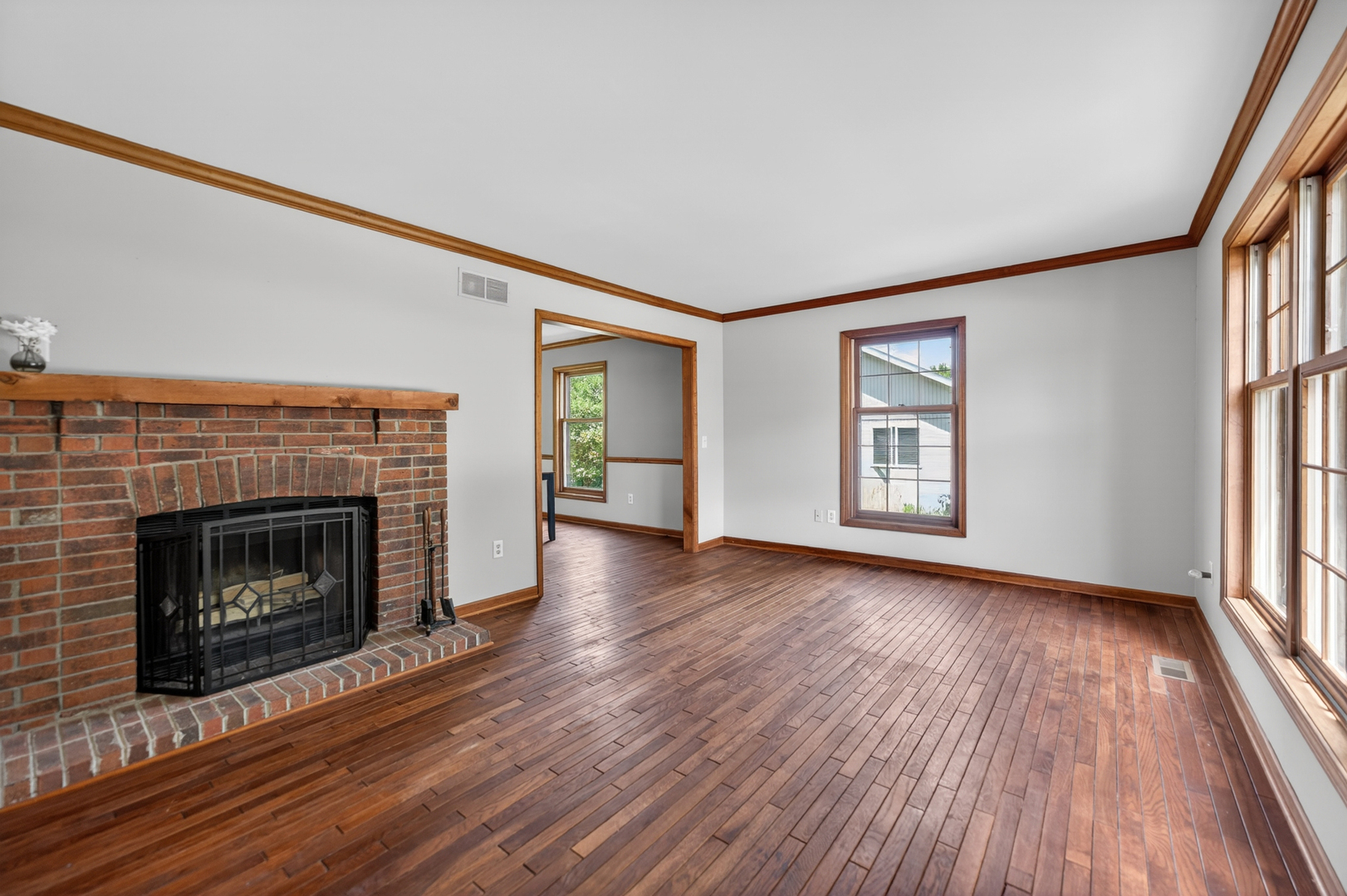 DeKalb, IL 60115